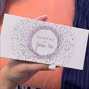 Jaclyn hill armed and gorgeous eyeshadow palette